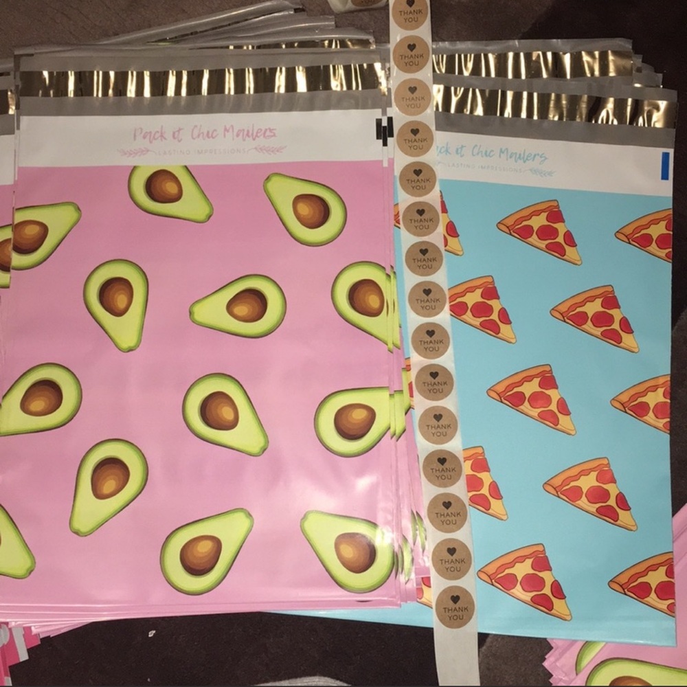 50 Unique 10 x 13 Poly Mailers